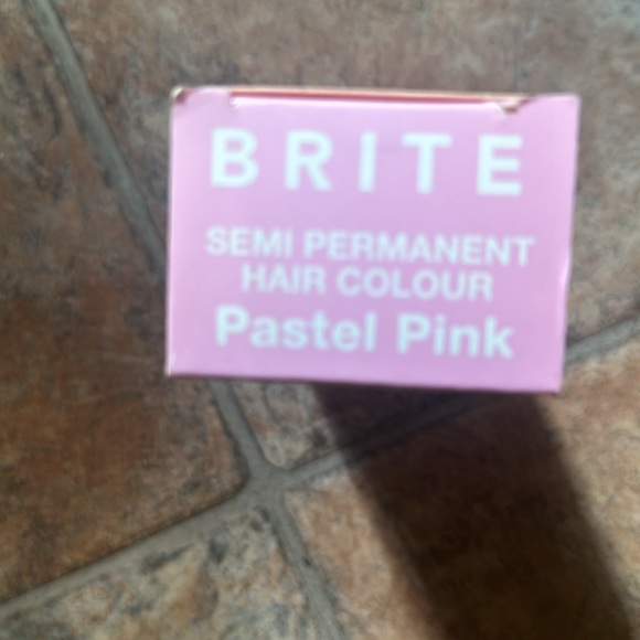 Brite semi permanent hair, color, pastel pink - Picture 4 of 4